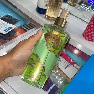 🍐Pear Glacé mist from Victoria’s Secret
